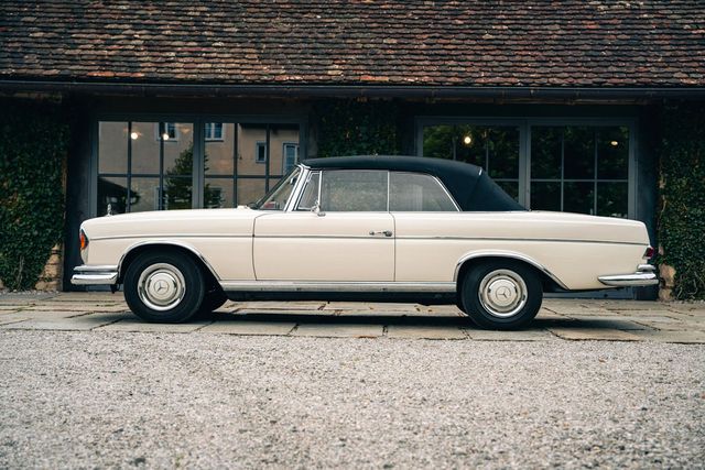 MERCEDES-BENZ 300 SE Cabriolet mit großartiger Historie!