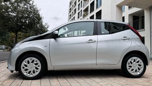 TOYOTA Aygo (X)