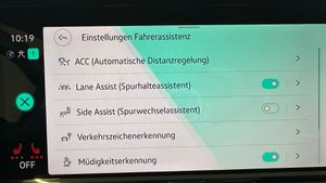 VW Golf VIII Lim. Active, Navi, LED, SHZ