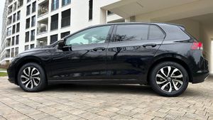 VW Golf VIII Lim. Active, Navi, LED, SHZ