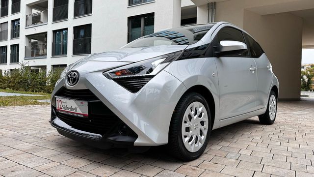 TOYOTA Aygo (X)