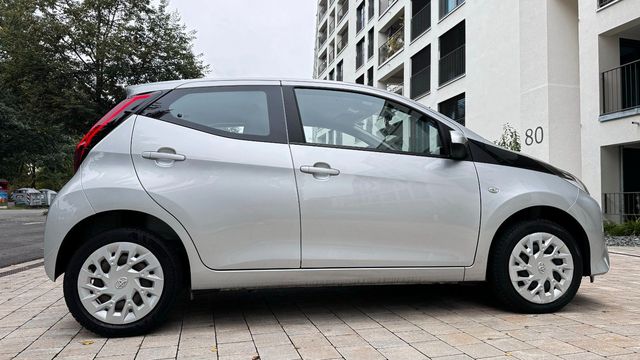 TOYOTA Aygo (X)