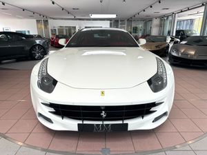 FERRARI FF