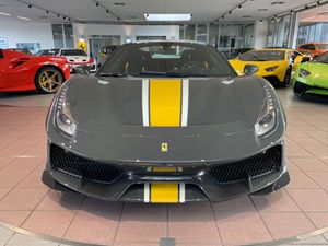 FERRARI 488 Pista