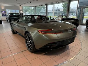 ASTON MARTIN DB11