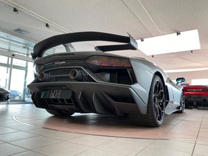 LAMBORGHINI Aventador SVJ Roadster VOLL-CARBON