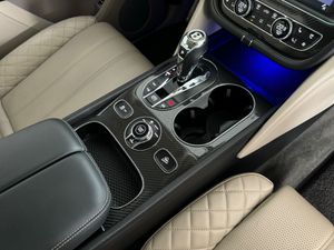 BENTLEY Bentayga Hybrid  Blackline/Rear-Seat Entert.