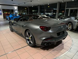 FERRARI Portofino M  Voll-Carbon/HiFi/PassengerDis/ADAS