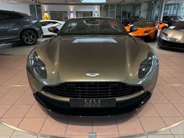 ASTON MARTIN DB11