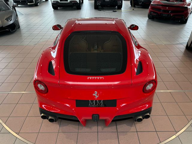 FERRARI F12 Berlinetta