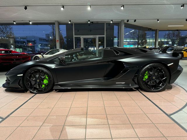 LAMBORGHINI Aventador SVJ Roadster VOLL-CARBON/GARANTIE