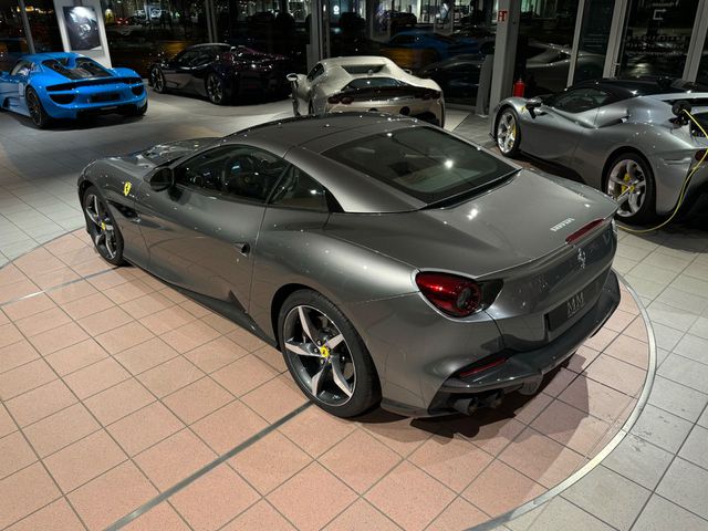 FERRARI Portofino M  Voll-Carbon/HiFi/PassengerDis/ADAS