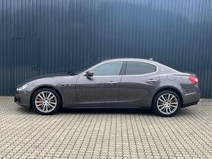 MASERATI Ghibli 3.0 Diesel /Schiebedach/Kamera/Leder