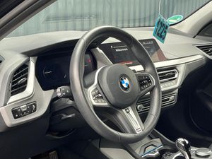 BMW 118 i Autom./ Adap.LED/Lenkradheiz/Komfortzugang