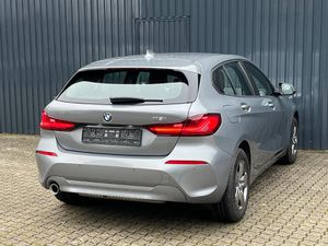 BMW 118 i 5-Türer/ AHK/LED/Lenkradheiz/Navi/Sitzheiz