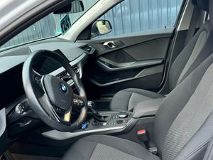 BMW 116 i 5-Türer/ HiFi/Komfortzug/ LED/Lenkradheiz.