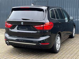 BMW 218 i Aut Gran Tourer Luxury Line /AHK/getöScheib