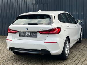 BMW 118 i Aut. SPORT LINE /HiFi/LED/Lenkradheiz/Navi