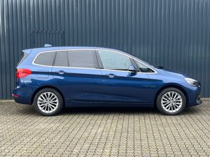 BMW 218 i Aut. Gran Tourer LUXURY LINE /AHK/7.Sitzer