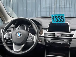 BMW 218 i Aut. Gran Tourer LUXURY LINE /AHK/7.Sitzer