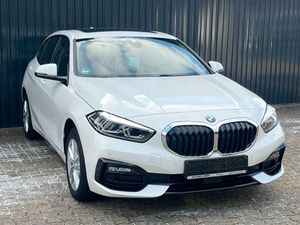 BMW 118 i Aut. SPORT LINE /GlasDach/Lenkradheiz/HiFi