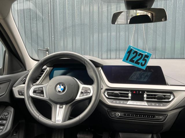 BMW 118 i Autom./ Adap.LED/Lenkradheiz/Komfortzugang