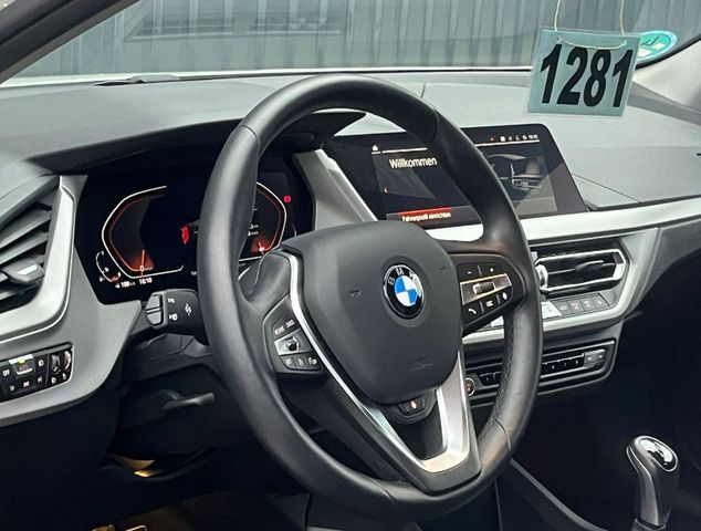 BMW 116 i 5-Türer/ Navi/LED/Lenkradheizung/Sitzheiz.