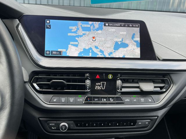 BMW 118 i Aut. SPORT LINE /HiFi/LED/Lenkradheiz/Navi