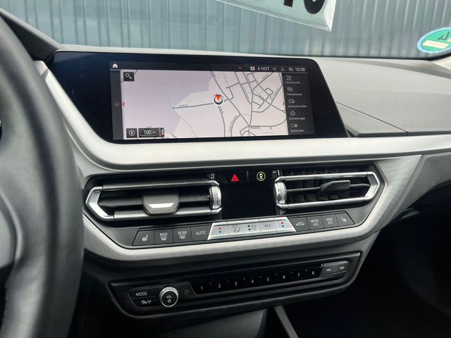 BMW 116 i 5-Türer/ Lenkradheizung/Navi/LED/Sitzheiz