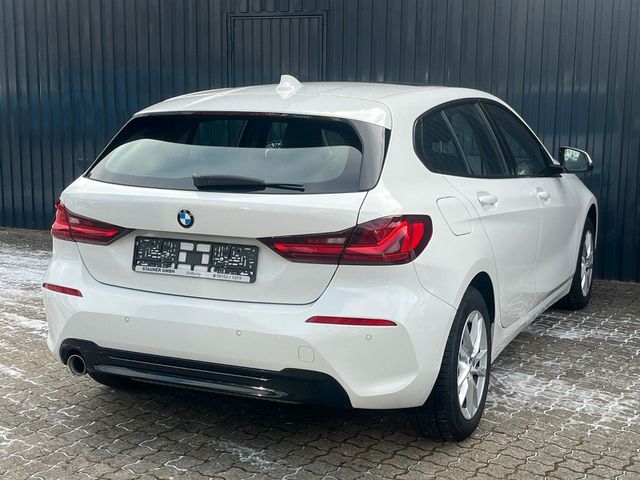 BMW 118 i Aut. SPORT LINE /GlasDach/Lenkradheiz/HiFi