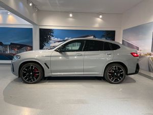 BMW X4 M40