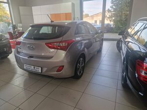 HYUNDAI i30 1.6 GDI Trend DCT