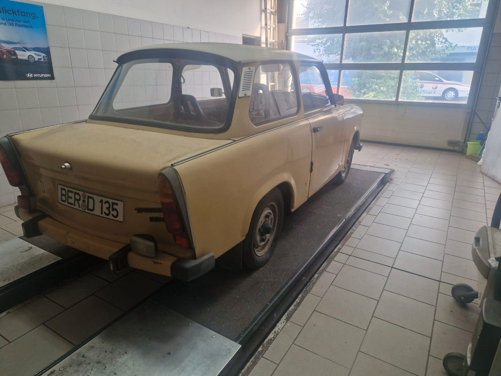 TRABANT 601