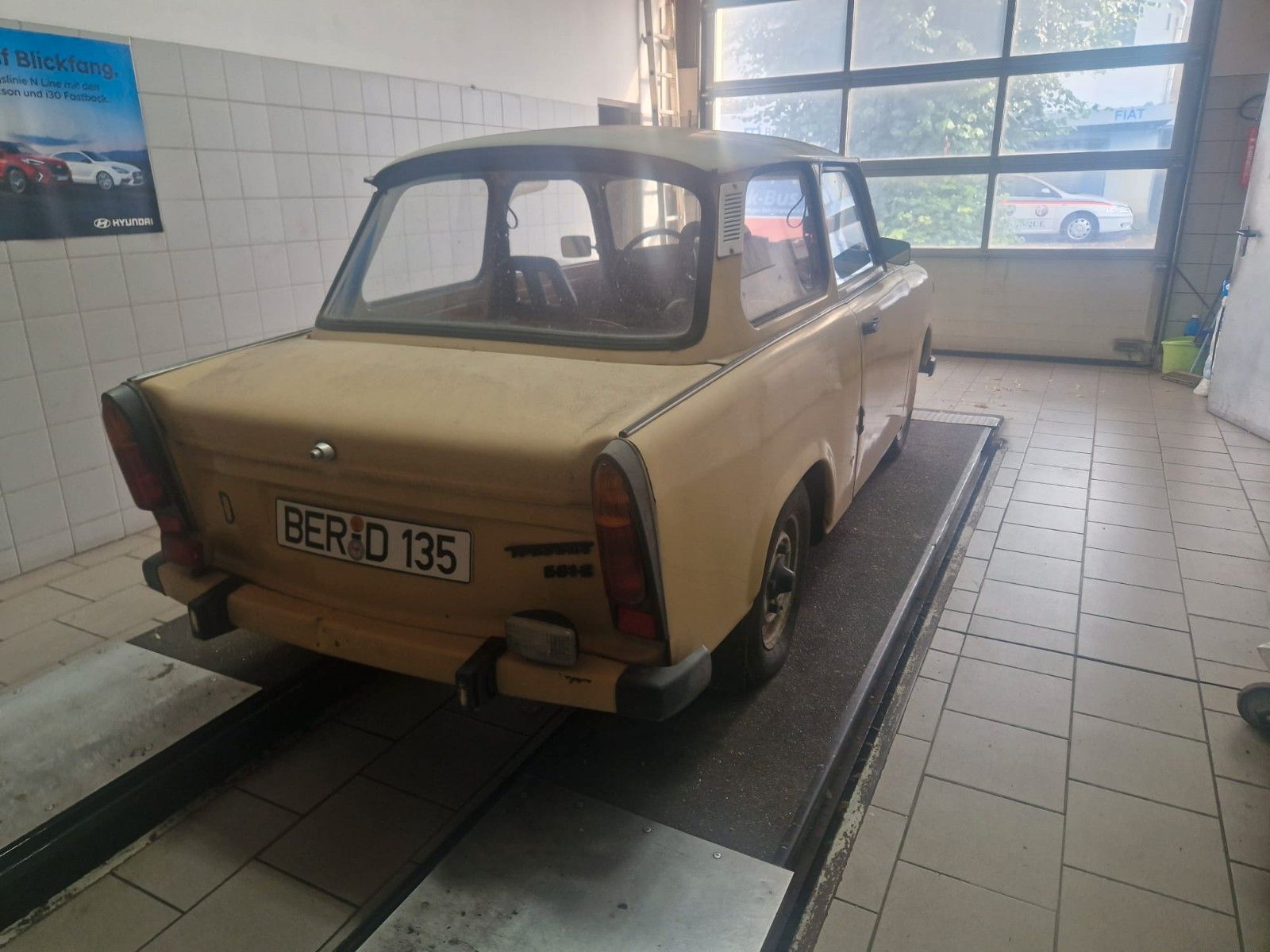 TRABANT 601