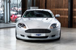 ASTON MARTIN DB9