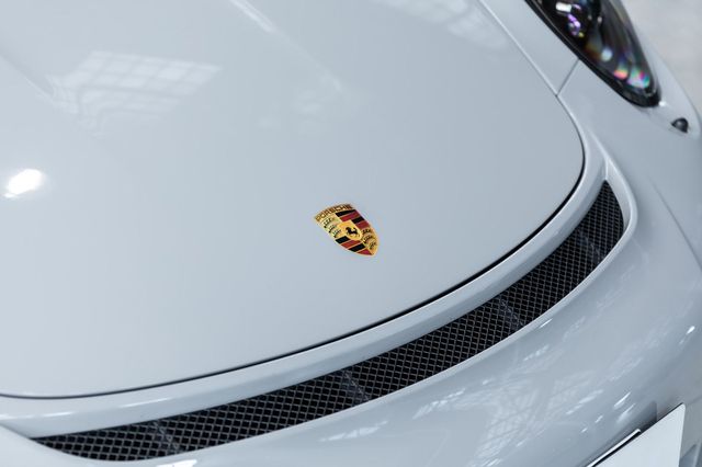 PORSCHE 991