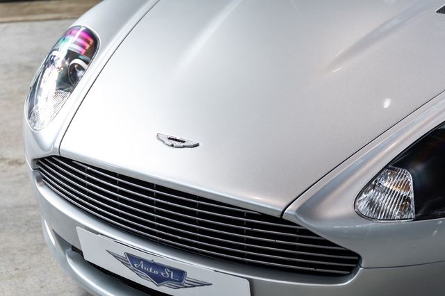 ASTON MARTIN DB9