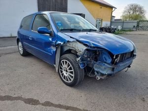 RENAULT Clio III Authentique