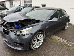 TESLA Model 3 Standard Plus RWD 100kw