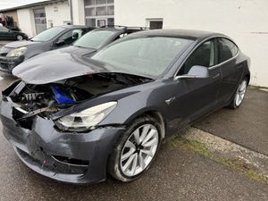 TESLA Model 3 Standard Plus RWD 100kw