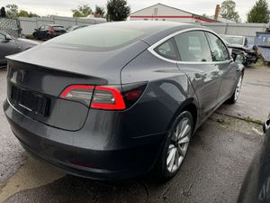 TESLA Model 3 Standard Plus RWD 100kw