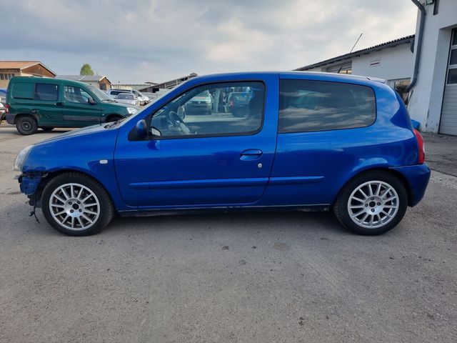 RENAULT Clio III Authentique