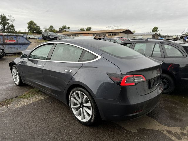 TESLA Model 3 Standard Plus RWD 100kw