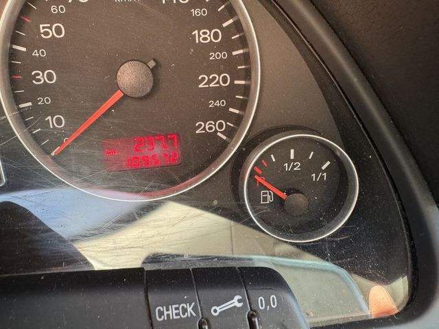 AUDI A4 2.0