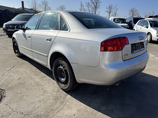 AUDI A4 2.0
