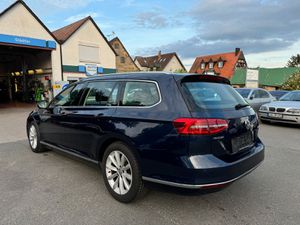 VW Passat Variant