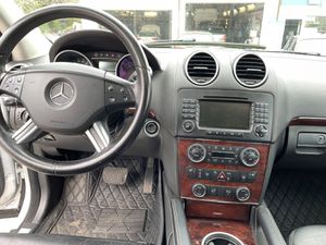 MERCEDES-BENZ GL 320