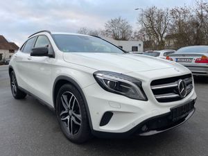 MERCEDES-BENZ GLA 220