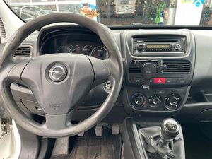 OPEL Combo D Kasten L1H1 2,4t/ANHÄNGERKUPPLUNG/135PS/