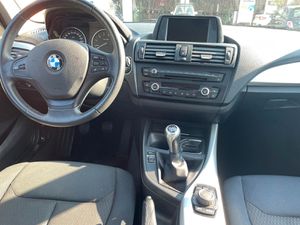 BMW 116 Baureihe 1 Lim. 5-trg. i&quot;TOP&quot;PDC/KLIMAAUT